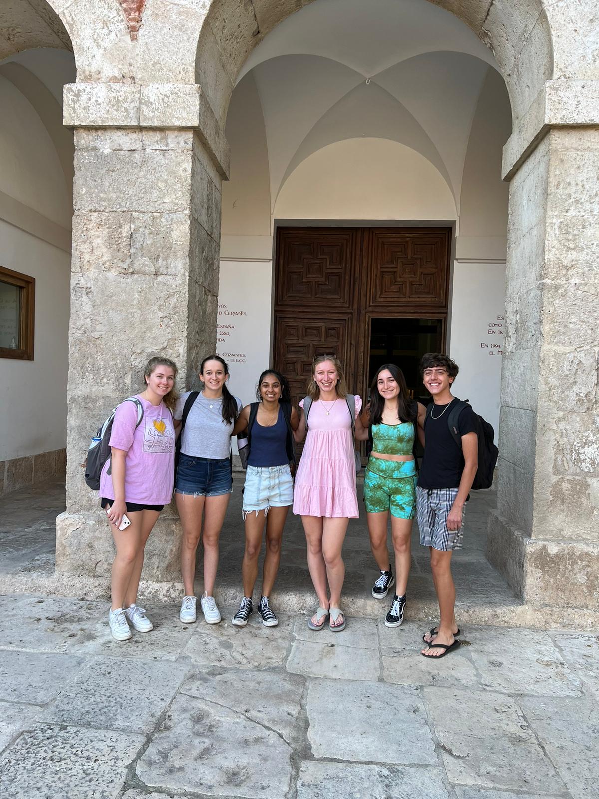 Adapting to Academics Abroad