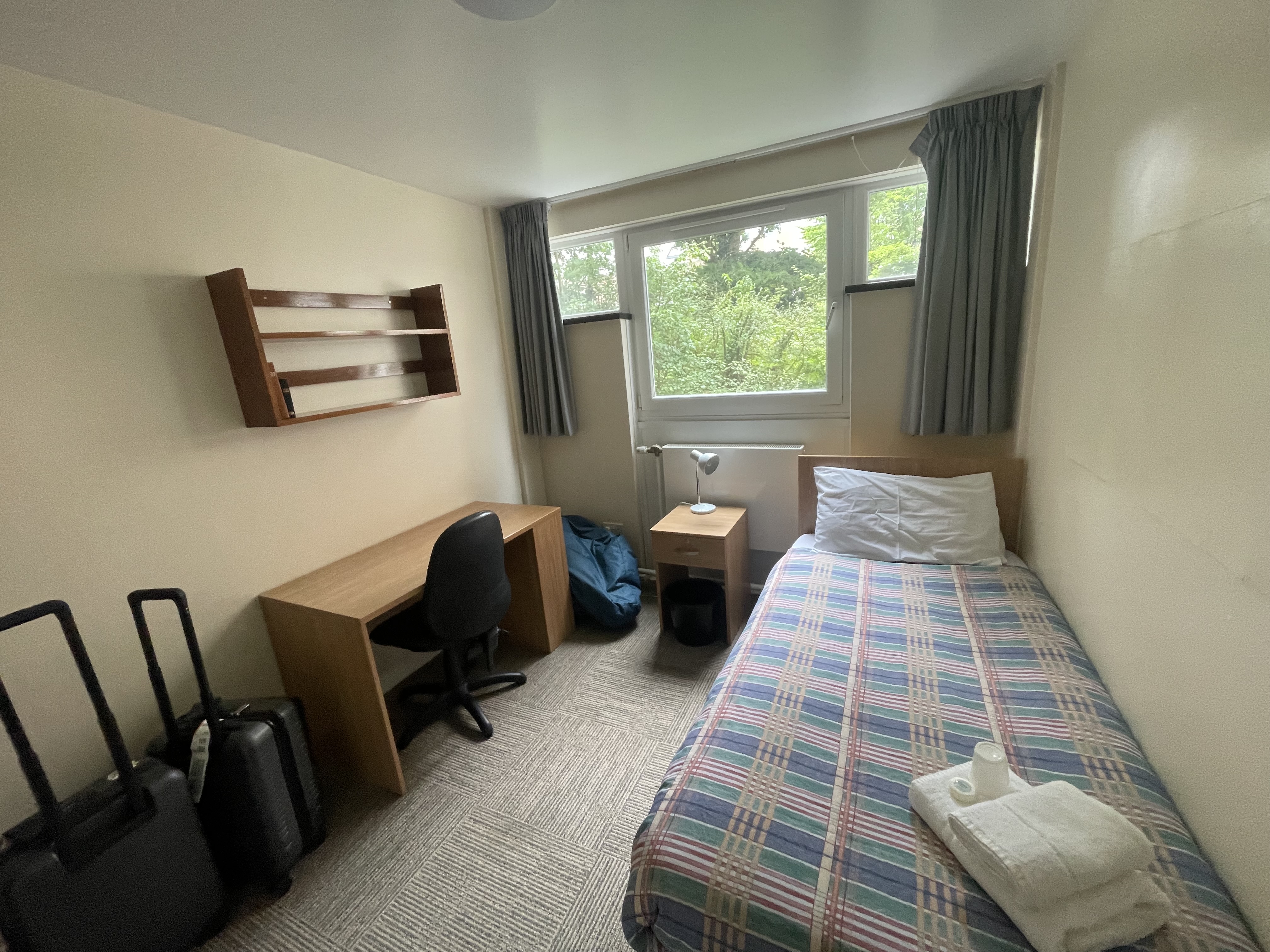 Conversing with Locals in Northern Ireland